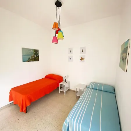 Binario Sul Mare, For 6 Guests * San Sostene Marina